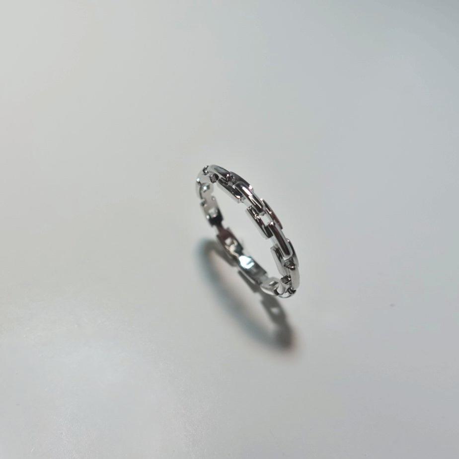 Silver Chain Ring