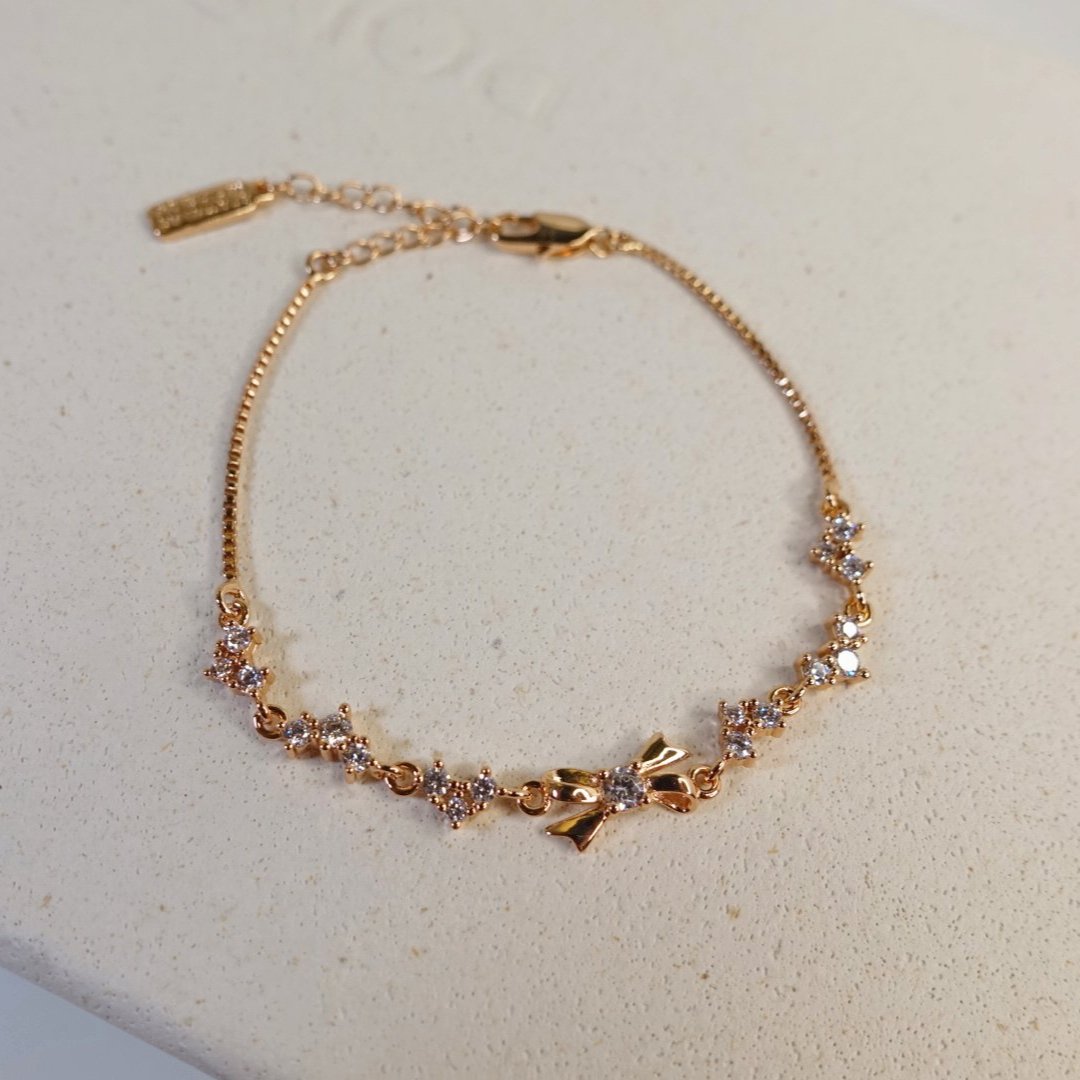 Golden ribbon chain bracelet