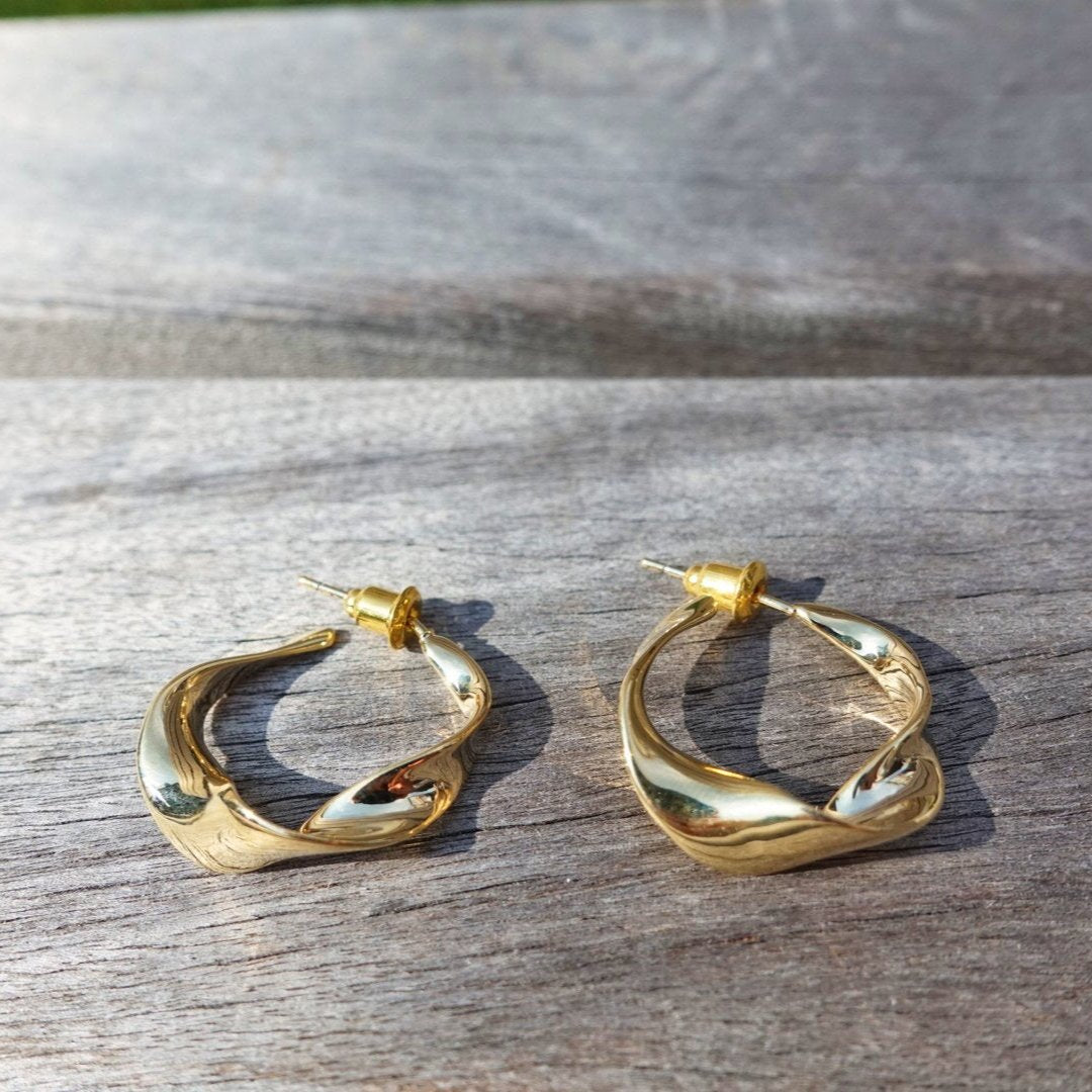 Gentle Swirl Hoop Earrings